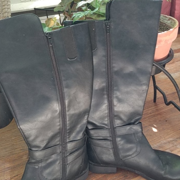 Bootd - Picture 2 of 3